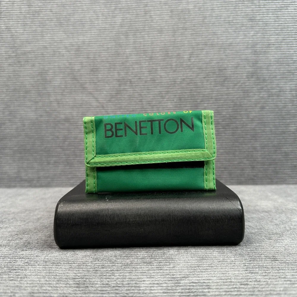 United Colors of Benetton Vintage Trifold Nylon Wallet Green Hook Loop 90s UCB